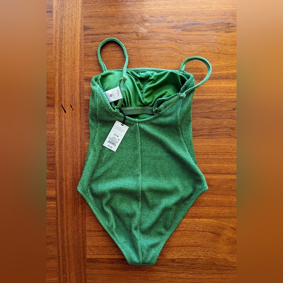 NWT Shade & Shore 🩱 one piece - Picture 2 of 2